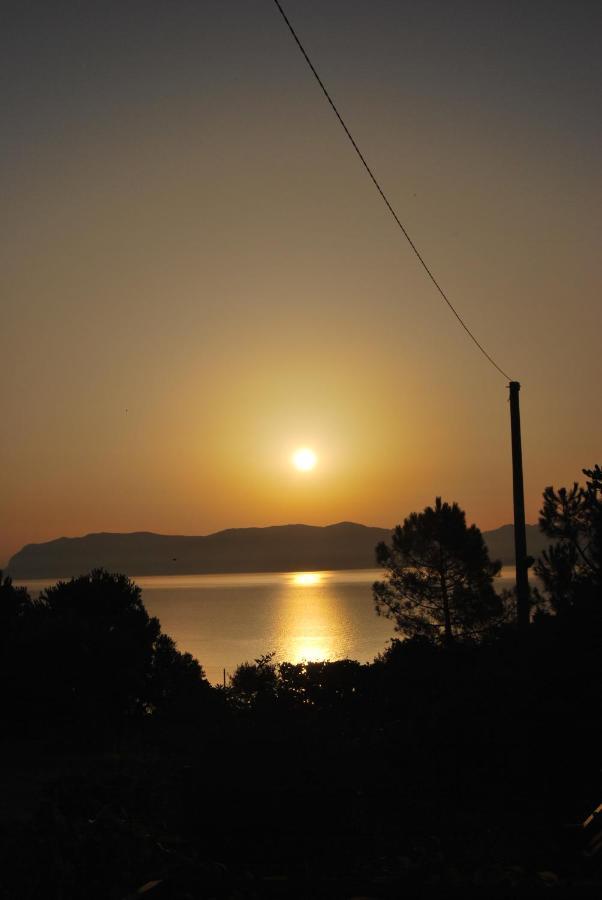 Casa Vacanze La Terrazza Sul Golfo Castellammare del Golfo Kültér fotó