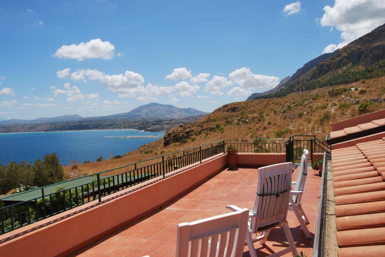 Casa Vacanze La Terrazza Sul Golfo Castellammare del Golfo Kültér fotó