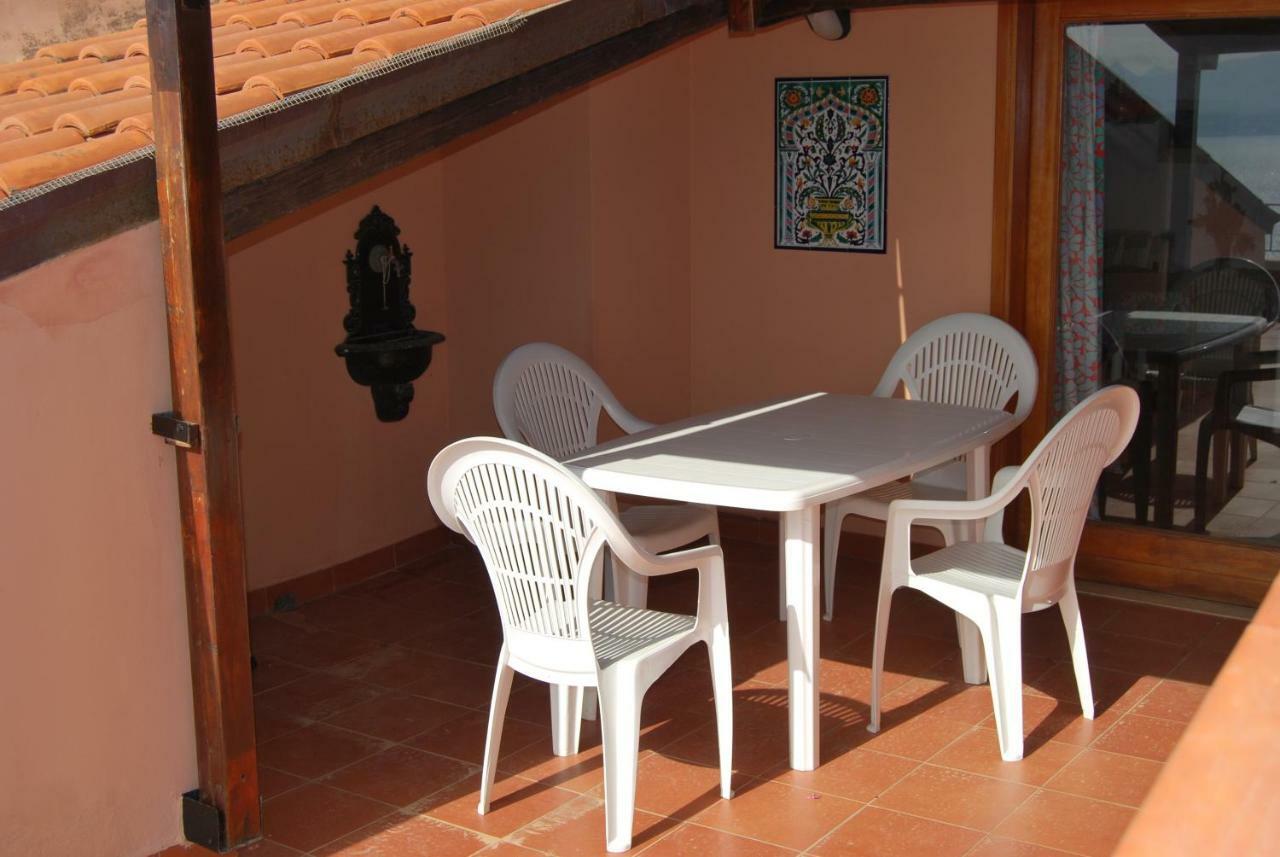 Casa Vacanze La Terrazza Sul Golfo Castellammare del Golfo Kültér fotó