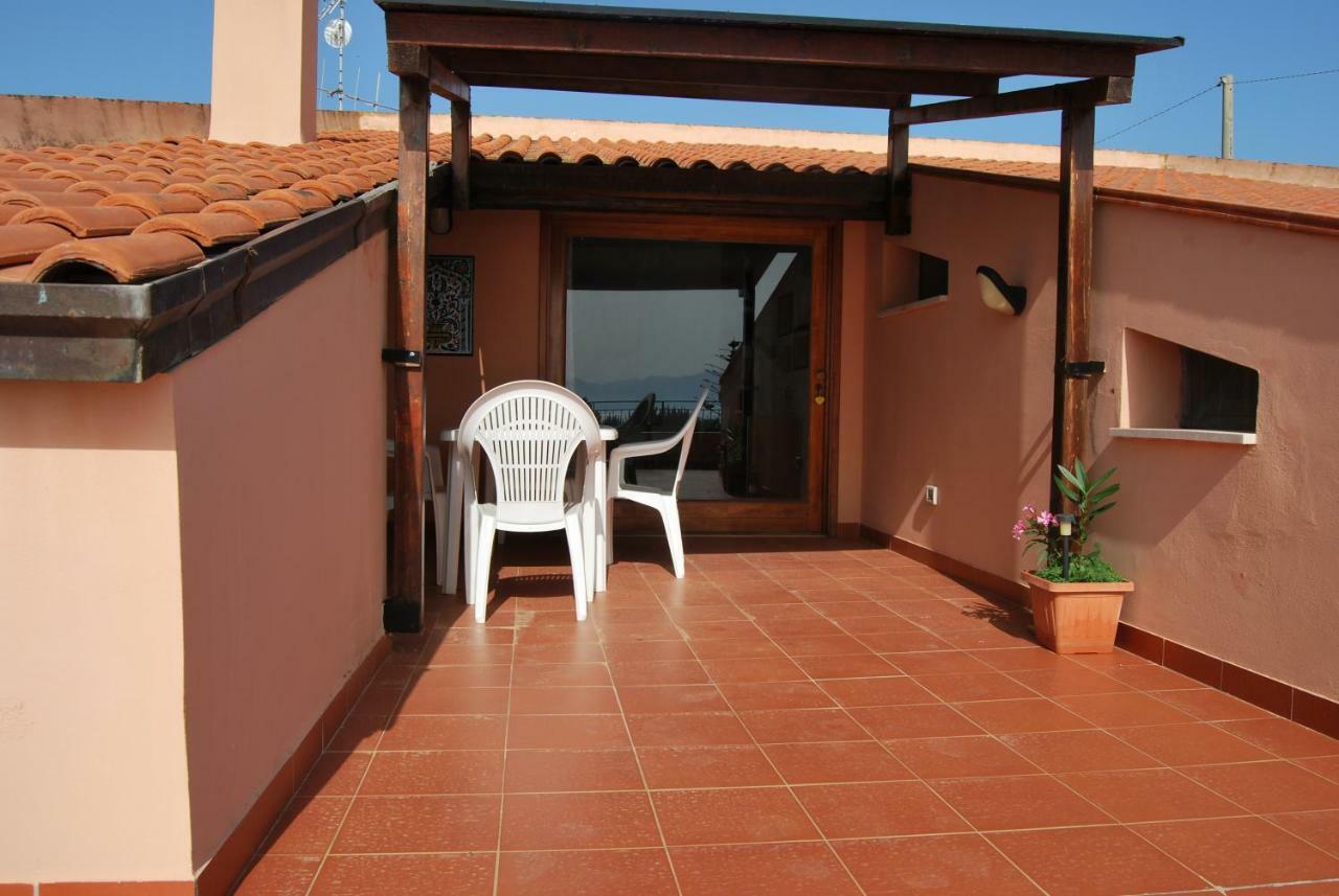 Casa Vacanze La Terrazza Sul Golfo Castellammare del Golfo Kültér fotó