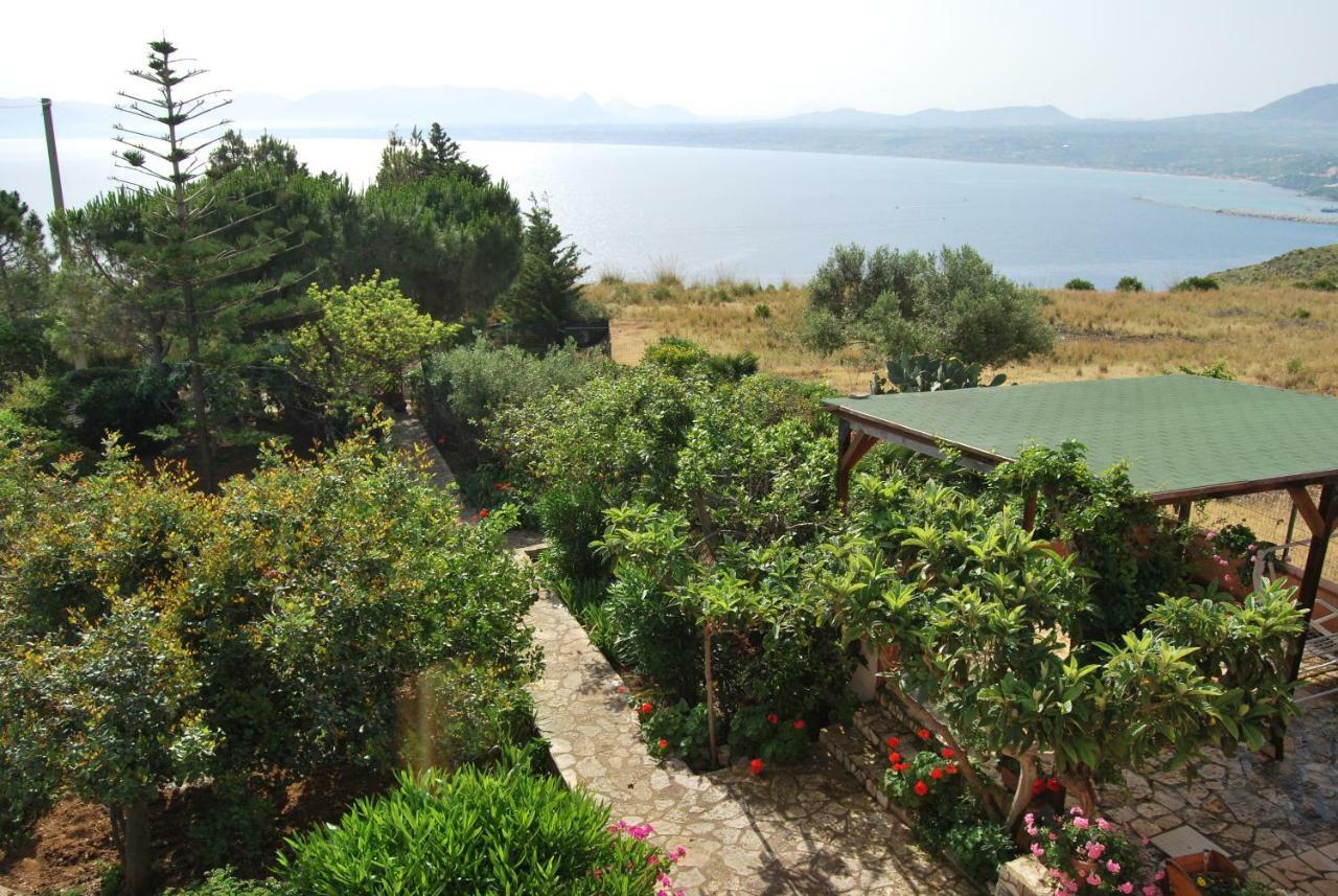 Casa Vacanze La Terrazza Sul Golfo Castellammare del Golfo Kültér fotó